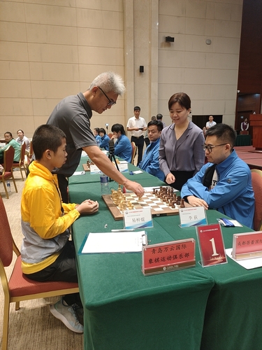 決勝黑白之間丨2024年中國國際象棋乙級(jí)聯(lián)賽在濱海新區(qū)開幕（附視頻）(圖2)