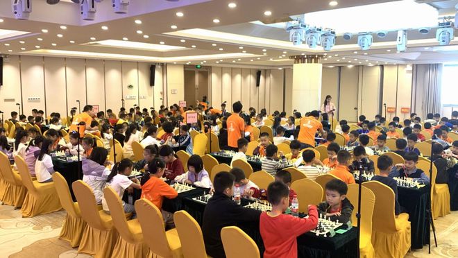 以棋會(huì)友智繪未來！儋州市第三屆青少年兒童國際象棋邀請(qǐng)賽圓滿收官↓(圖9)