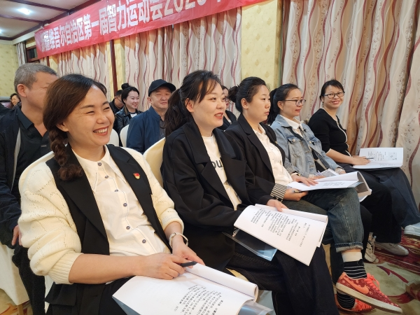 新疆第一屆智運(yùn)會(huì)圍棋骨干培訓(xùn)在庫爾勒開班(圖4)