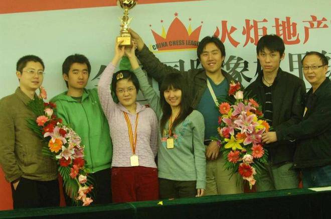 齊魯國(guó)象終圓夢(mèng)！山外棋手以不敗戰(zhàn)績(jī)登頂全國(guó)團(tuán)體錦標(biāo)賽(圖4)